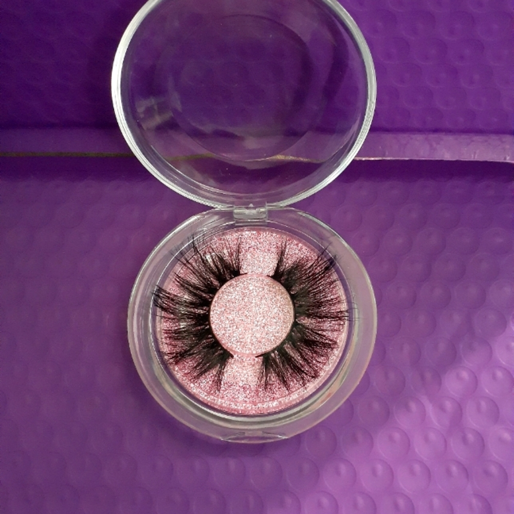 Lashes